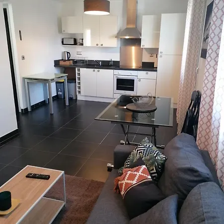 Dans Maison Catalane A *