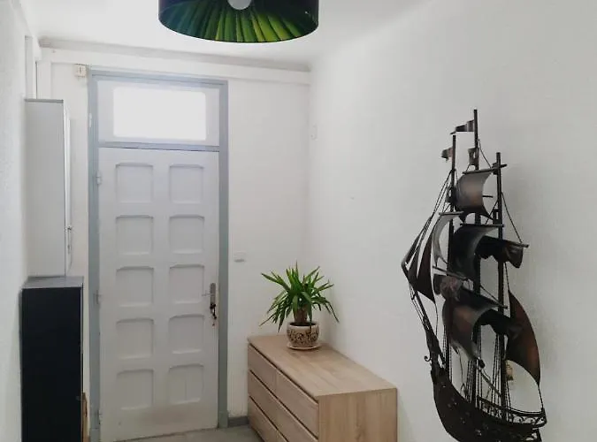 Dans Maison Catalane A Bages Bages (Pyrenees-Orientales)