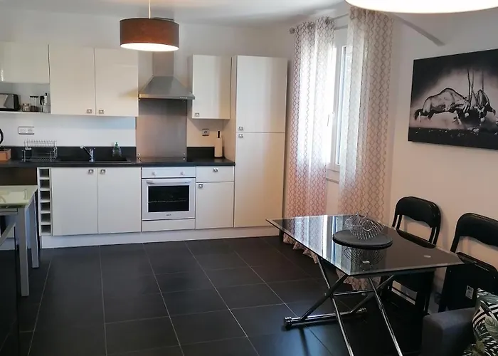 Dans Maison Catalane A Bages